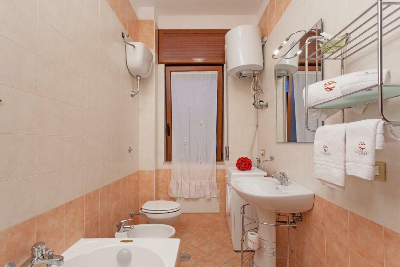 The Reef Apartment Sorrento Eksteriør billede